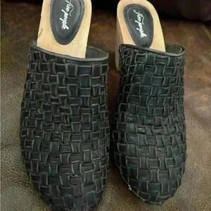 Free People Black woven clogs
